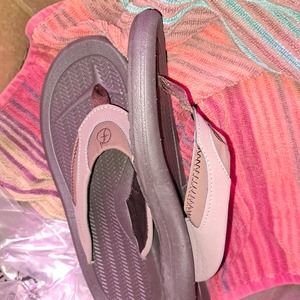 NEW men's size 11.5 / 12 FITORY flip flop Comfort Arch Support